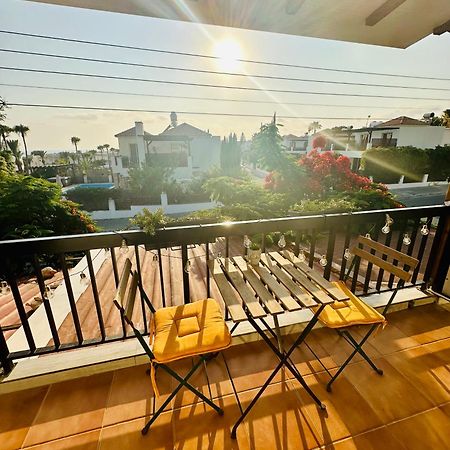 Arya Seaview Apartment In The Heart Of Coral Bay (Adults Only) Eksteriør bilde