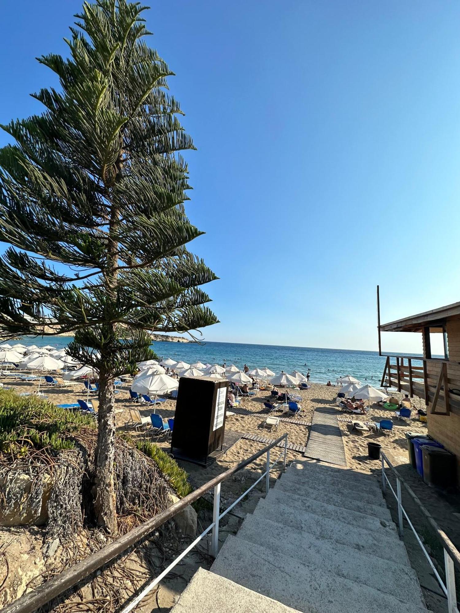 Arya Seaview Apartment In The Heart Of Coral Bay (Adults Only) Eksteriør bilde